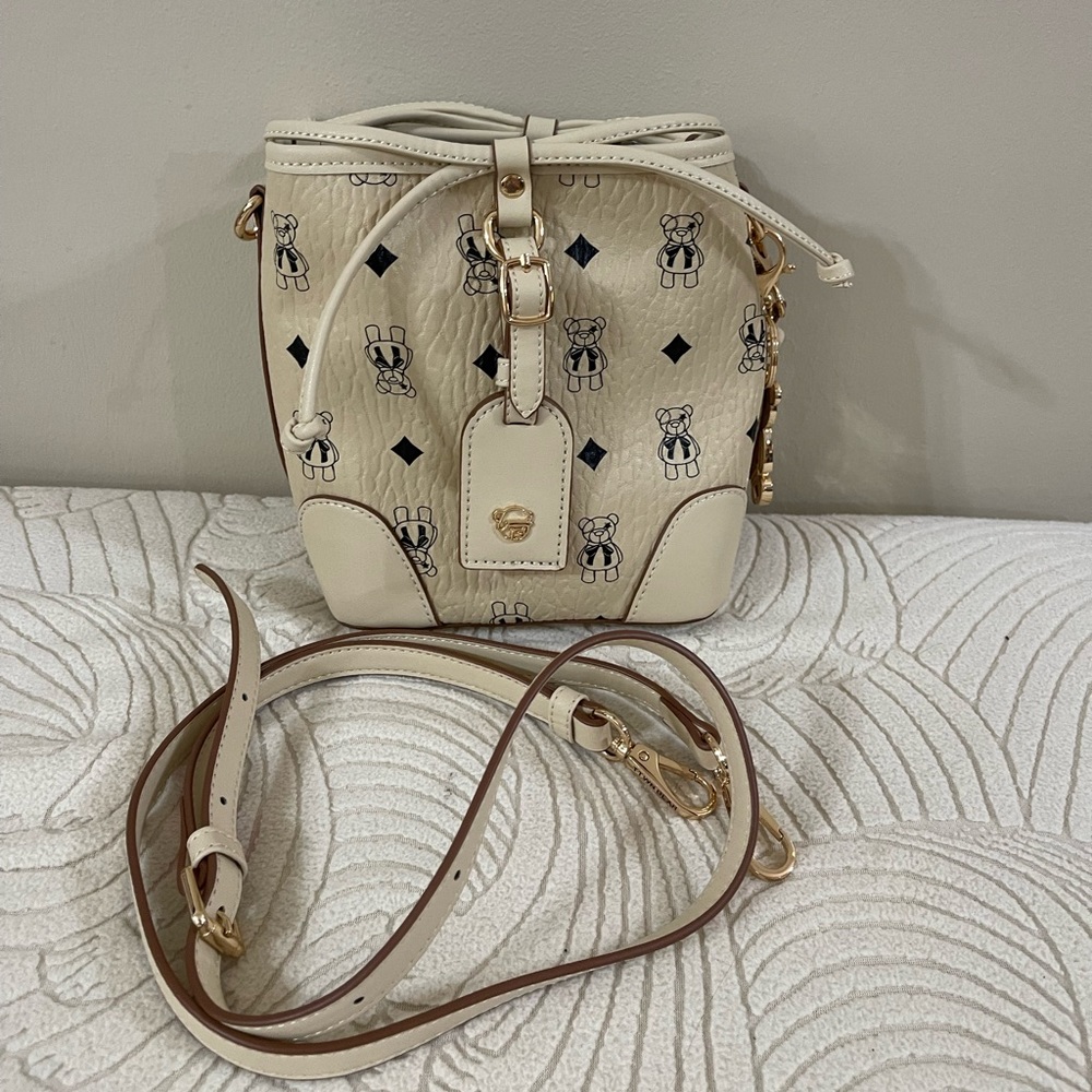 Ttwn Bear bag